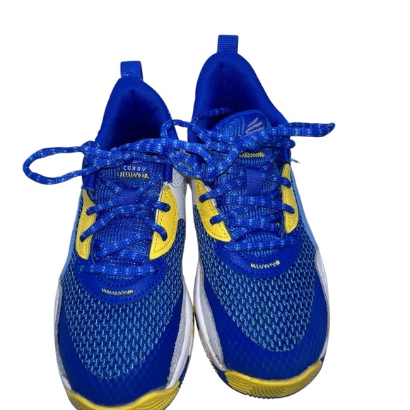 Steph Curry UA Kids Blue and Yellow Sneakers - Picture 4 of 8